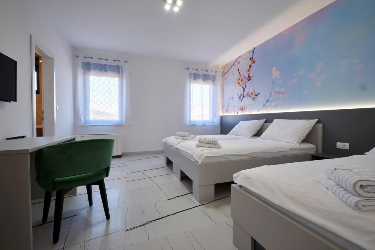 Marien Haus Hotel Karlovac Luaran gambar