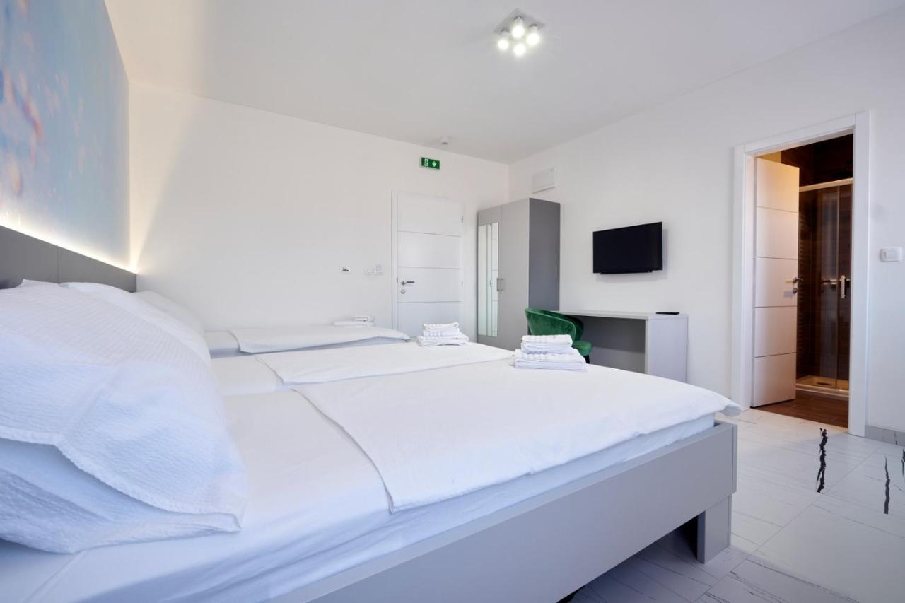 Marien Haus Hotel Karlovac Luaran gambar